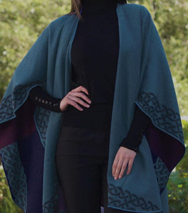 Shawl with Celtic Motif