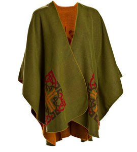 Shawl with Celtic Motif
