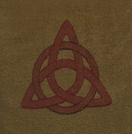Shawl in Red with Celtic Motif