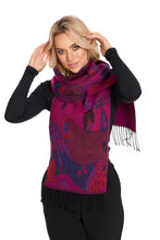 Scarf with "Picasso Type" Motif