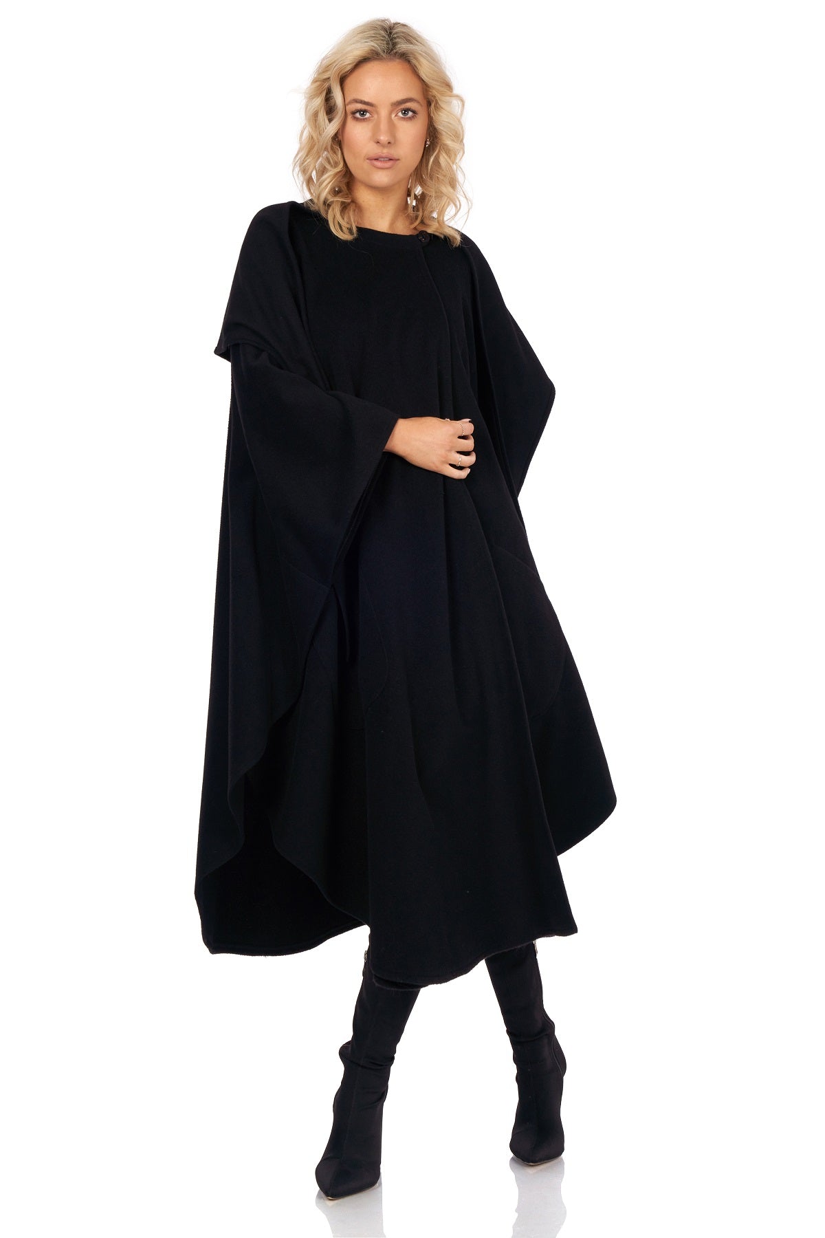 Capes – Jimmy Hourihan